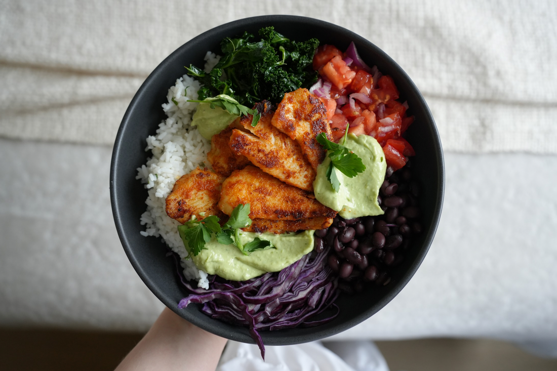 Le bol tacos au poisson et sauce crémeuse à l’avocat